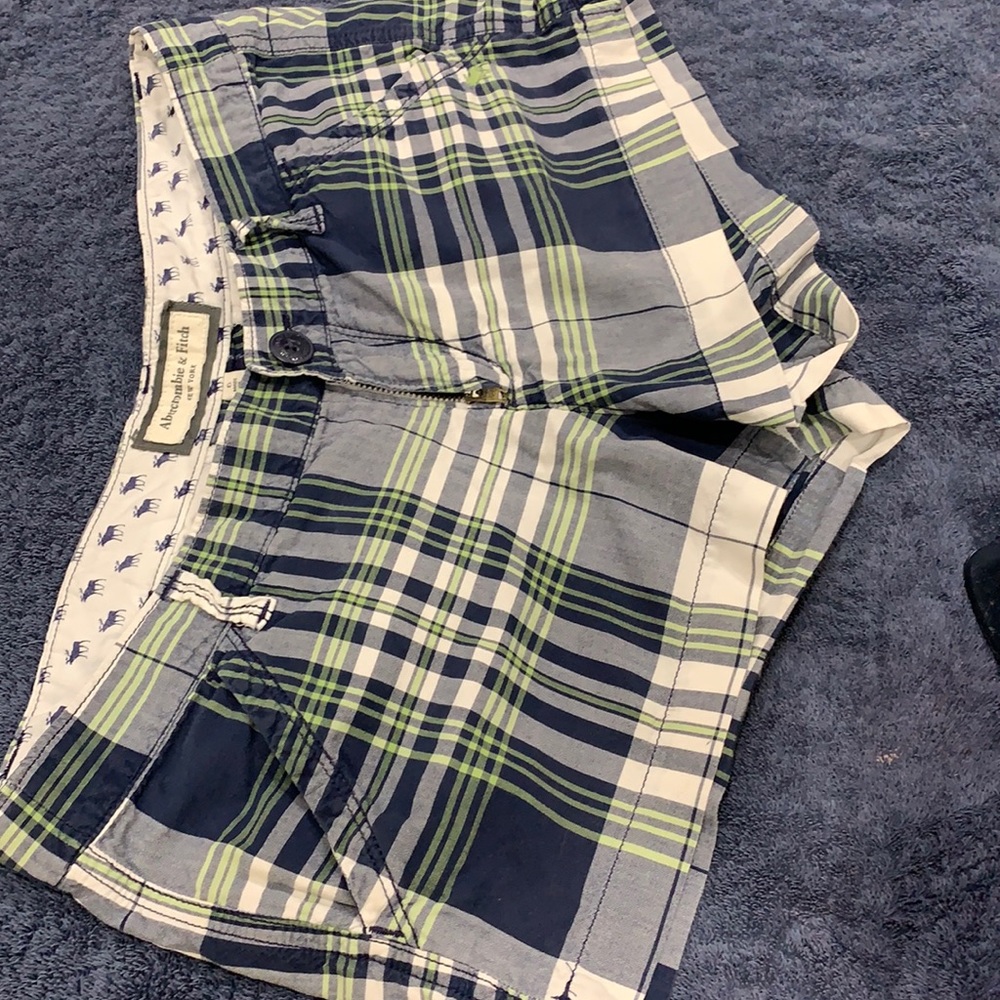 Abercrombie and Fitch shorts size 6